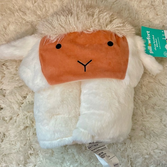 Pillowfort Sheep Kids Hooded Blanket 50x60 White OEKO-TEX NWT - Picture 1 of 7